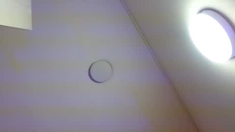 tiny_tay online show from 9, 2, 2026