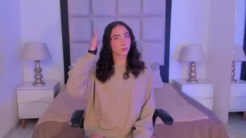 Thomm  Independent Model online show from 1, 2, 2026