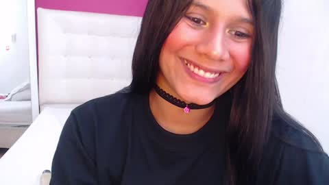 Snapshot of tiny_whore18 chatting on 28, 12, 2024 tiny_whore18 online show from 28, 12, 2024