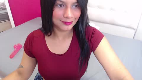 Snapshot of tiny_whore18 chatting on 1, 2, 2025 tiny_whore18 online show from 1, 2, 2025