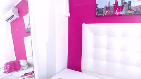 Snapshot of tiny_whore18 chatting on 3, 2, 2025 tiny_whore18 online show from 3, 2, 2025