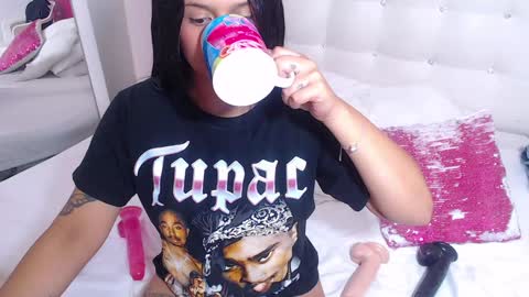 Snapshot of tiny_whore18 chatting on 4, 2, 2025 tiny_whore18 online show from 4, 2, 2025