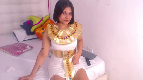 Snapshot of tiny_whore18 chatting on 28, 10, 2025 tiny_whore18 online show from 28, 10, 2025