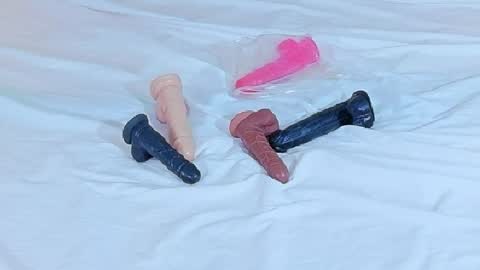 tiny_whore18 online show from 24, 4, 2026