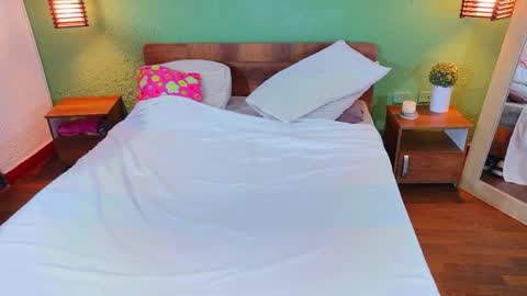 tiny_whore18 online show from 28, 4, 2026