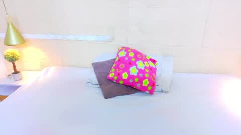 tiny_whore18 online show from 22, 7, 2026