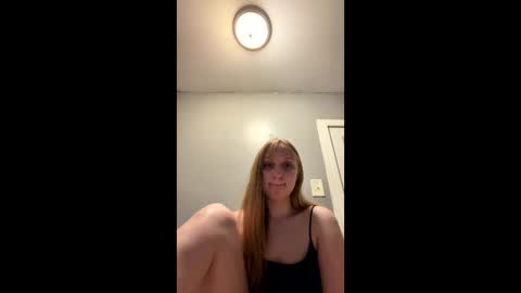 tinyblondebarbie online show from 3, 6, 2026