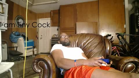 tinycock_1979 online show from 8, 4, 2026