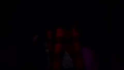 Snapshot of tinykylie chatting on 19, 2, 2025 stage Kylie Sinner brand CLITBAIT online show from 19, 2, 2025