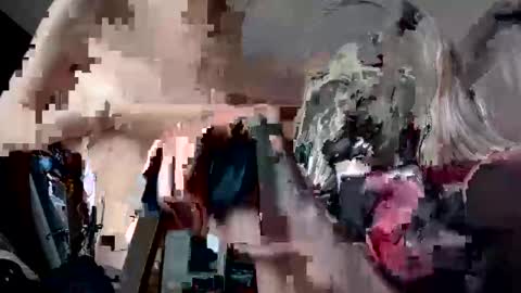 Snapshot of tinykylie chatting on 25, 2, 2025 stage Kylie Sinner brand CLITBAIT online show from 25, 2, 2025