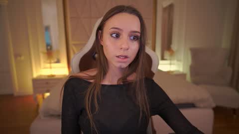 tinynataliee online show from 22, 2, 2026