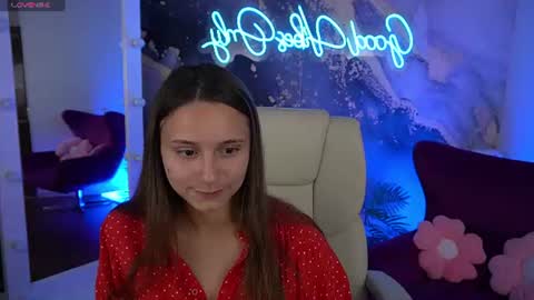 tinynataliee online show from 21, 7, 2026