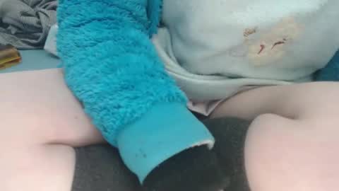 tinyslut66 online show from 13, 12, 2025