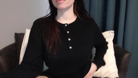 Snapshot of tinyytina chatting on 2, 1, 2025 TinyyTina online show from 2, 1, 2025