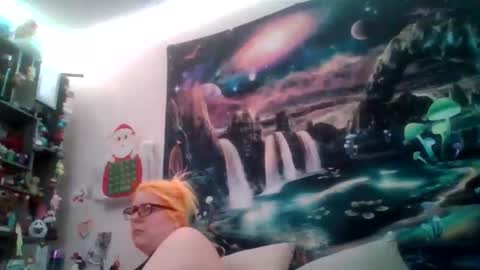 tipthekittenxo online show from 14, 1, 2026