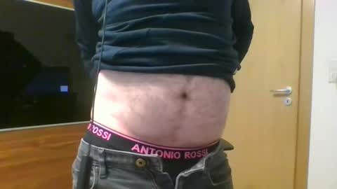 Tirolerboy27 online show from 17, 12, 2024