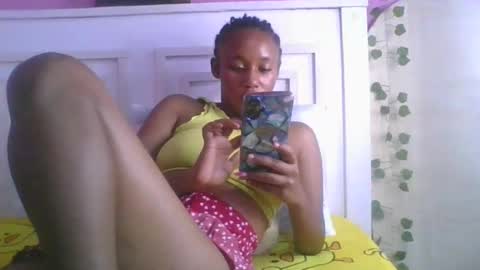 tits2002 online show from 23, 4, 2026