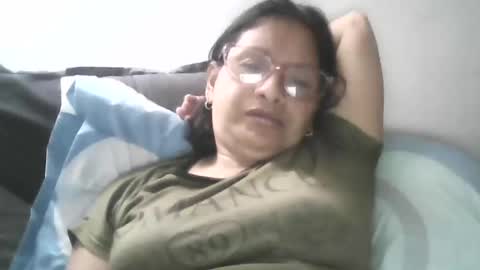 Ester online show from 9, 6, 2026