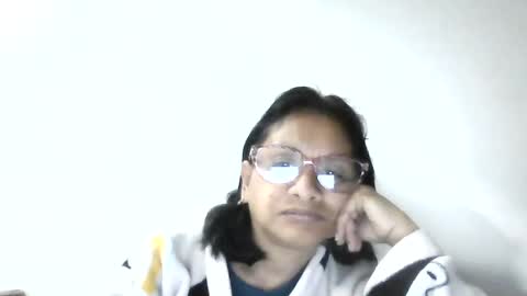 Ester online show from 6, 8, 2026