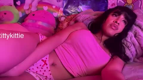 Snapshot of tittykittie chatting on 15, 1, 2026 HOTTIE4U online show from 15, 1, 2026