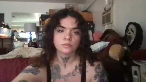 Snapshot of titzntattz chatting on 6, 2, 2026 formerly bigtittygothwhore online show from 6, 2, 2026