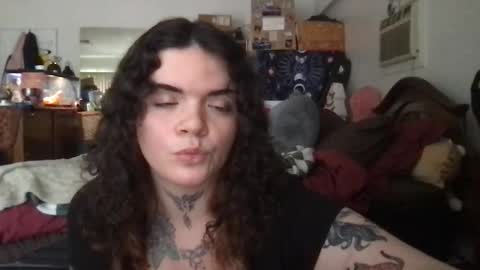 Snapshot of titzntattz chatting on 9, 3, 2026 formerly bigtittygothwhore online show from 9, 3, 2026