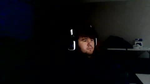 tizzledude online show from 25, 7, 2026