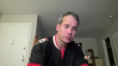 tleigh24 online show from 9, 3, 2025