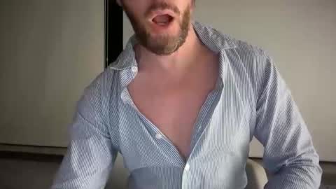 Tobi2016 online show from 1, 4, 2026