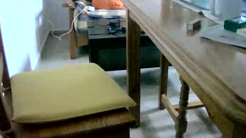 Snapshot of tobikoyuzu chatting on 28, 2, 2025 Tobiko online show from 28, 2, 2025