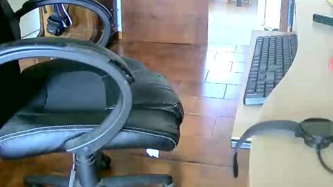 Snapshot of tobikoyuzu chatting on 17, 1, 2026 Tobiko online show from 17, 1, 2026