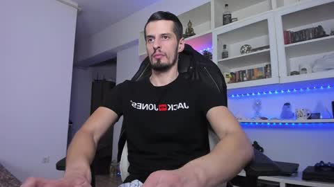 Snapshot of toddclaytonn chatting on 14, 12, 2024 Todd online show from 14, 12, 2024