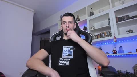 Snapshot of toddclaytonn chatting on 30, 12, 2024 Todd online show from 30, 12, 2024