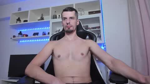 Snapshot of toddclaytonn chatting on 30, 9, 2025 Todd online show from 30, 9, 2025