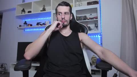 Snapshot of toddclaytonn chatting on 27, 10, 2025 Todd online show from 27, 10, 2025