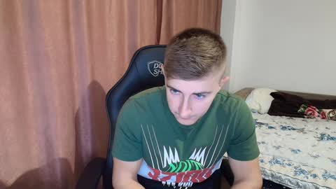 Snapshot of todhorny987 chatting on 12, 12, 2024 todhorny987 online show from 12, 12, 2024