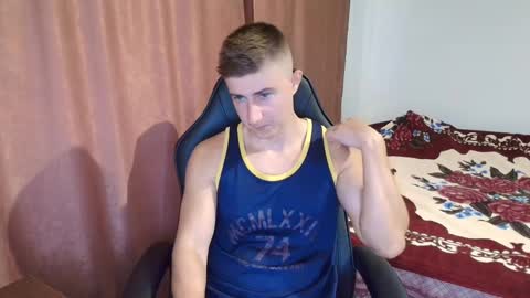 Snapshot of todhorny987 chatting on 12, 3, 2025 todhorny987 online show from 12, 3, 2025