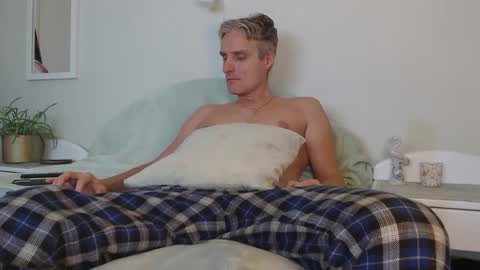 Snapshot of toffmen chatting on 14, 12, 2024 Daniel Bisexual uncut 20cm online show from 14, 12, 2024