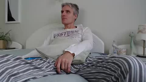 Snapshot of toffmen chatting on 24, 12, 2024 Daniel Bisexual uncut 20cm online show from 24, 12, 2024