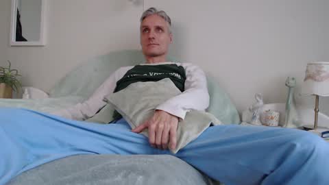 Snapshot of toffmen chatting on 25, 1, 2025 Daniel Bisexual uncut 20cm online show from 25, 1, 2025