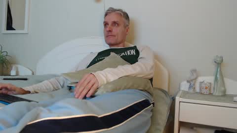 Snapshot of toffmen chatting on 25, 1, 2025 Daniel Bisexual uncut 20cm online show from 25, 1, 2025