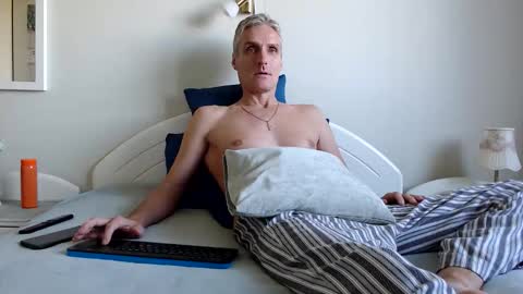 Snapshot of toffmen chatting on 11, 10, 2025 Daniel Bisexual uncut 20cm online show from 11, 10, 2025