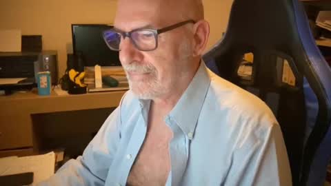 Togbear online show from 24, 2, 2025