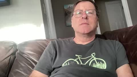 Joshua1983 online show from 6, 2, 2025