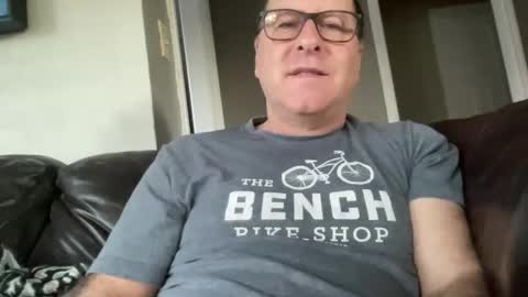 Joshua1983 online show from 4, 11, 2025