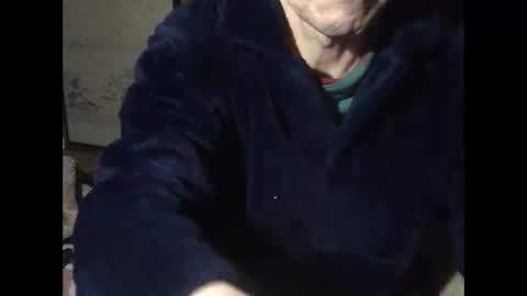 small man online show from 19, 1, 2025