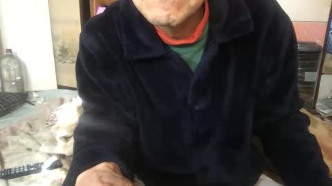 small man online show from 3, 2, 2026