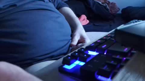 tolon408472 online show from 11, 3, 2026