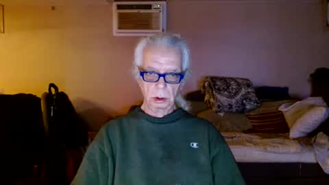 tom112292014 online show from 17, 1, 2025