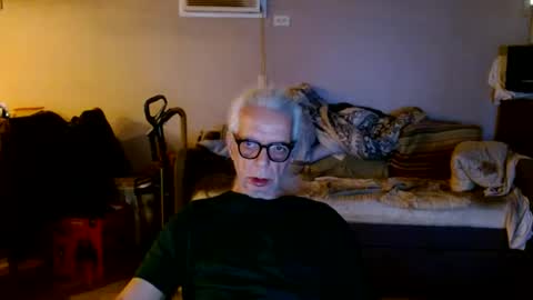 tom112292014 online show from 4, 10, 2025